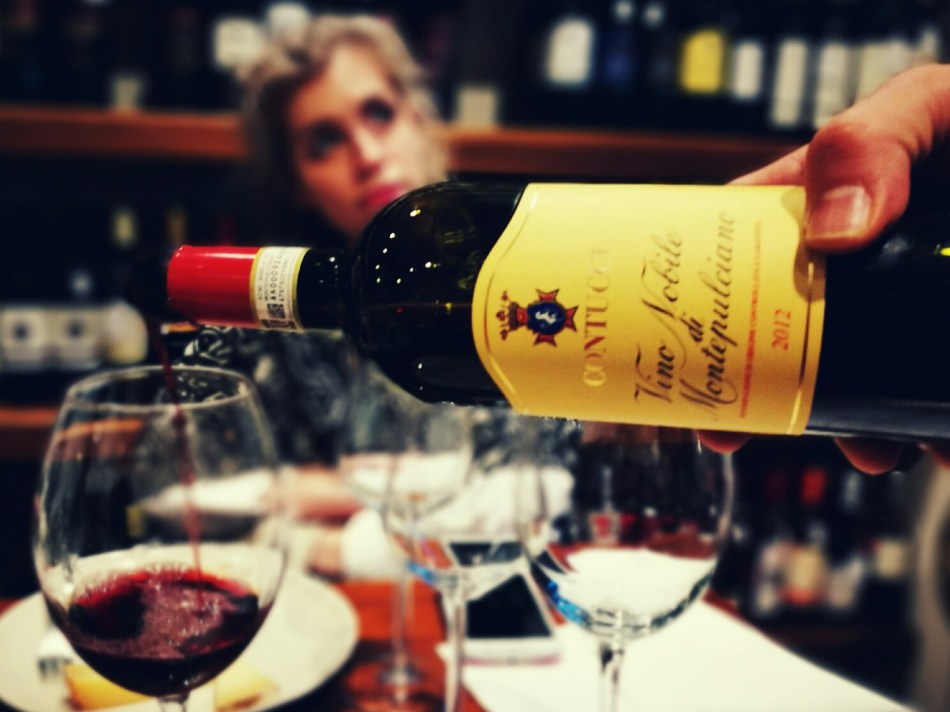 Contucci Montepulciano Pouring At La Divina Enoteca Florence