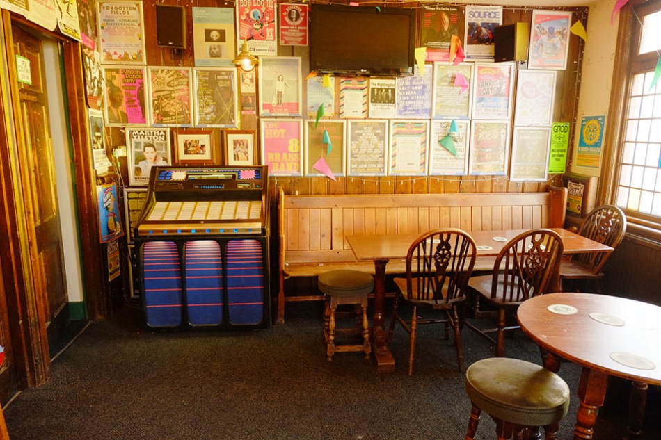 heart_in_hand_brighton