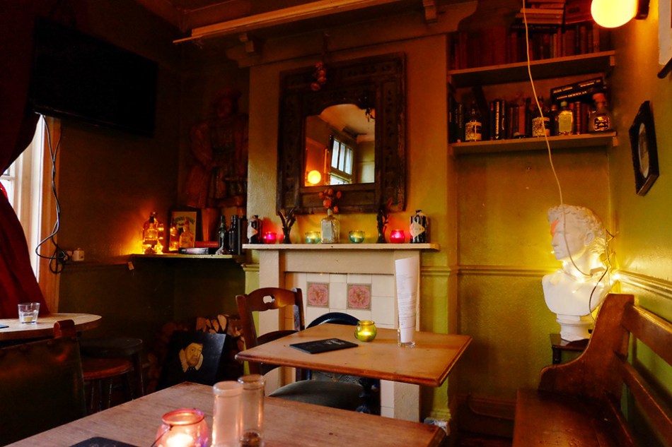 shakespeares_head_brighton